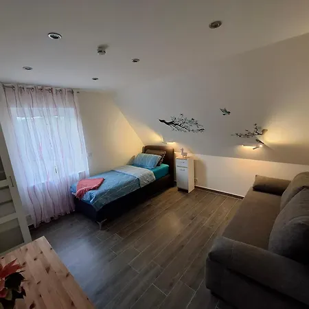 Moderne In Mit Klima & Terrasse Ferienwohnung-48485 Apartman